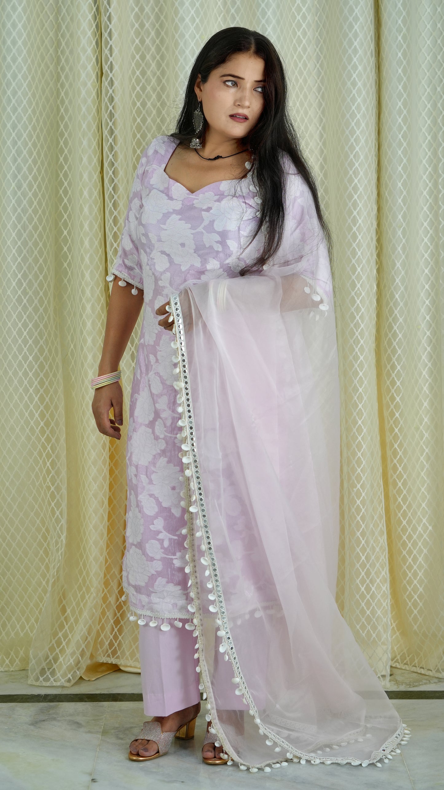 Baby pink floral design kurta set