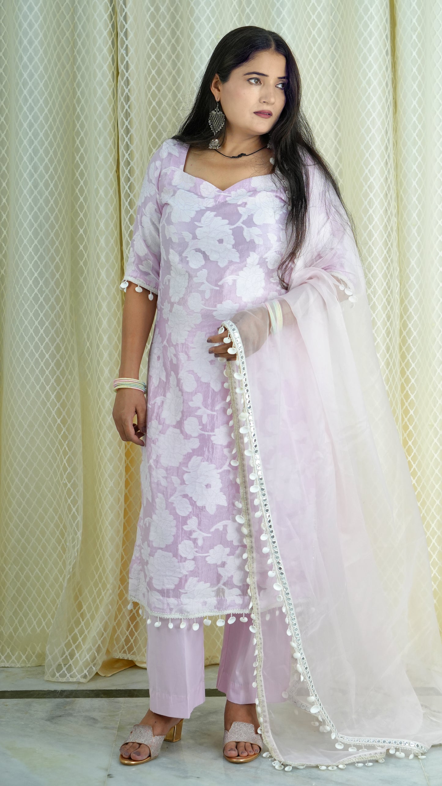 Baby pink floral design kurta set
